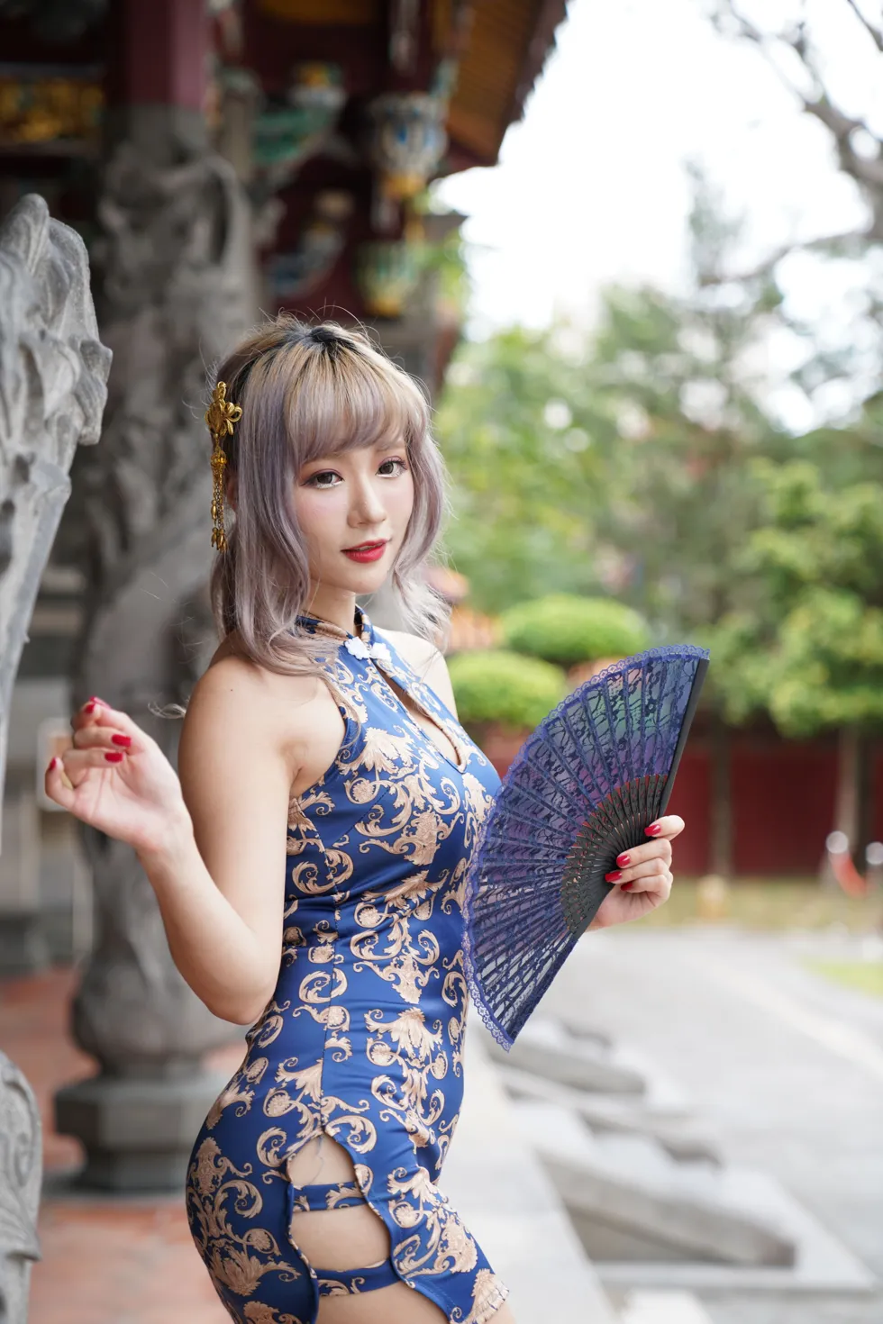 [Mzsock] NO.149 Xue Kaiyun blue flower short cheongsam with high heels and beautiful legs street photography#[105P]-8