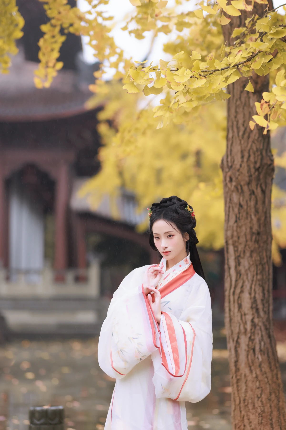 [YITUYU] 2023.01.10 Vol.2886 – Ginkgo in the Rain #[24P]-22